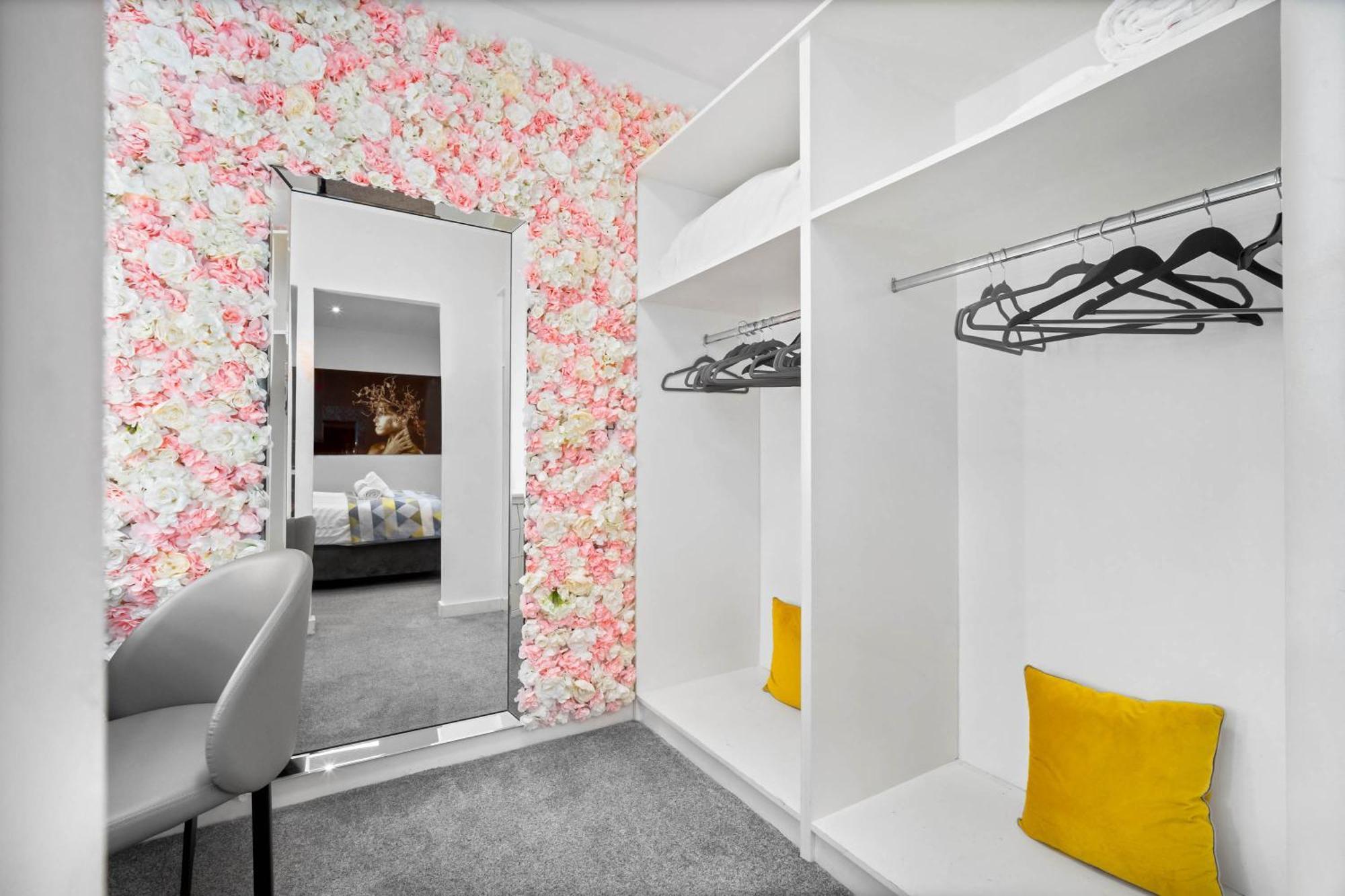 Luxury - Secure Parking - Gated Development - Near Jq & Centre - Rated - Flower - 12sh Apartamento Birmingam